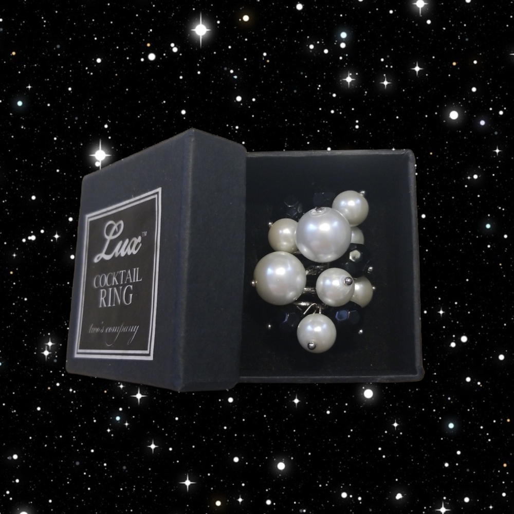 Pearl & Blk Crystal Cocktail Ring